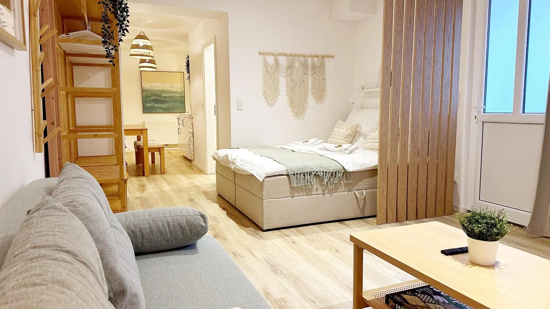 Gemuetliches 2 Zimmer Ambient Apartment Mit Queensize-Bett , Etagenbett& Schlafsofa In Alsternaehe Hamburg 0*,
