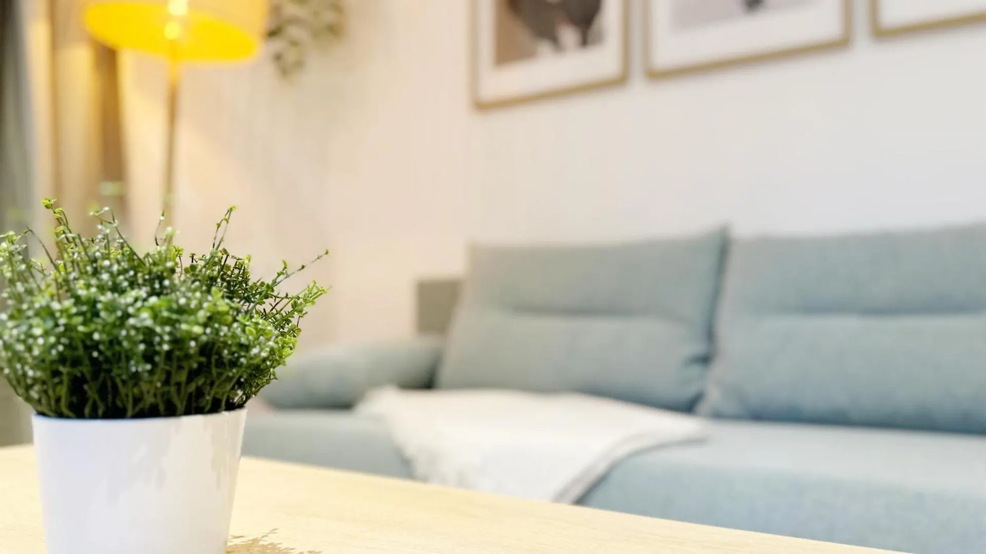 Gemuetliches 2 Zimmer Ambient Apartment Mit Queensize-Bett , Etagenbett& Schlafsofa In Alsternaehe Hamburg