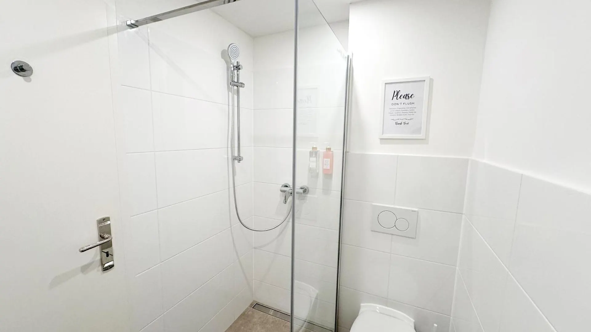 Gemuetliches 2 Zimmer Ambient Apartment Mit Queensize-Bett , Etagenbett& Schlafsofa In Alsternaehe Hamburg