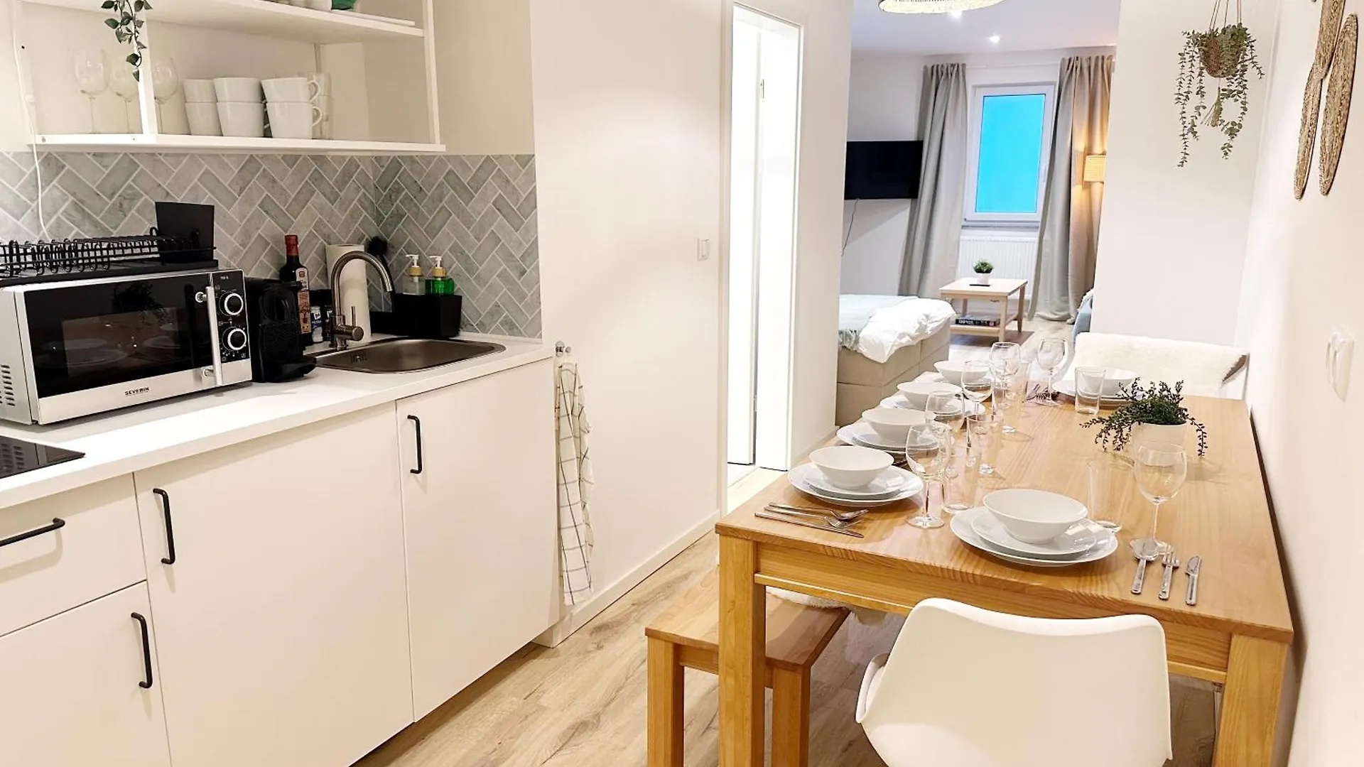 Gemuetliches 2 Zimmer Ambient Apartment Mit Queensize-Bett , Etagenbett& Schlafsofa In Alsternaehe Hamburg 0*,  Deutschland