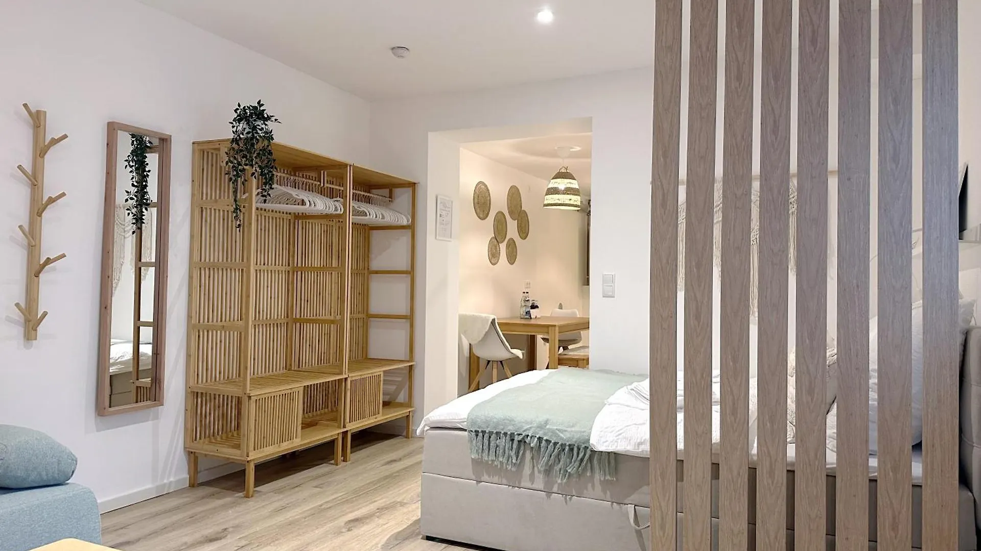 Gemuetliches 2 Zimmer Ambient Apartment Mit Queensize-Bett , Etagenbett& Schlafsofa In Alsternaehe Hamburg