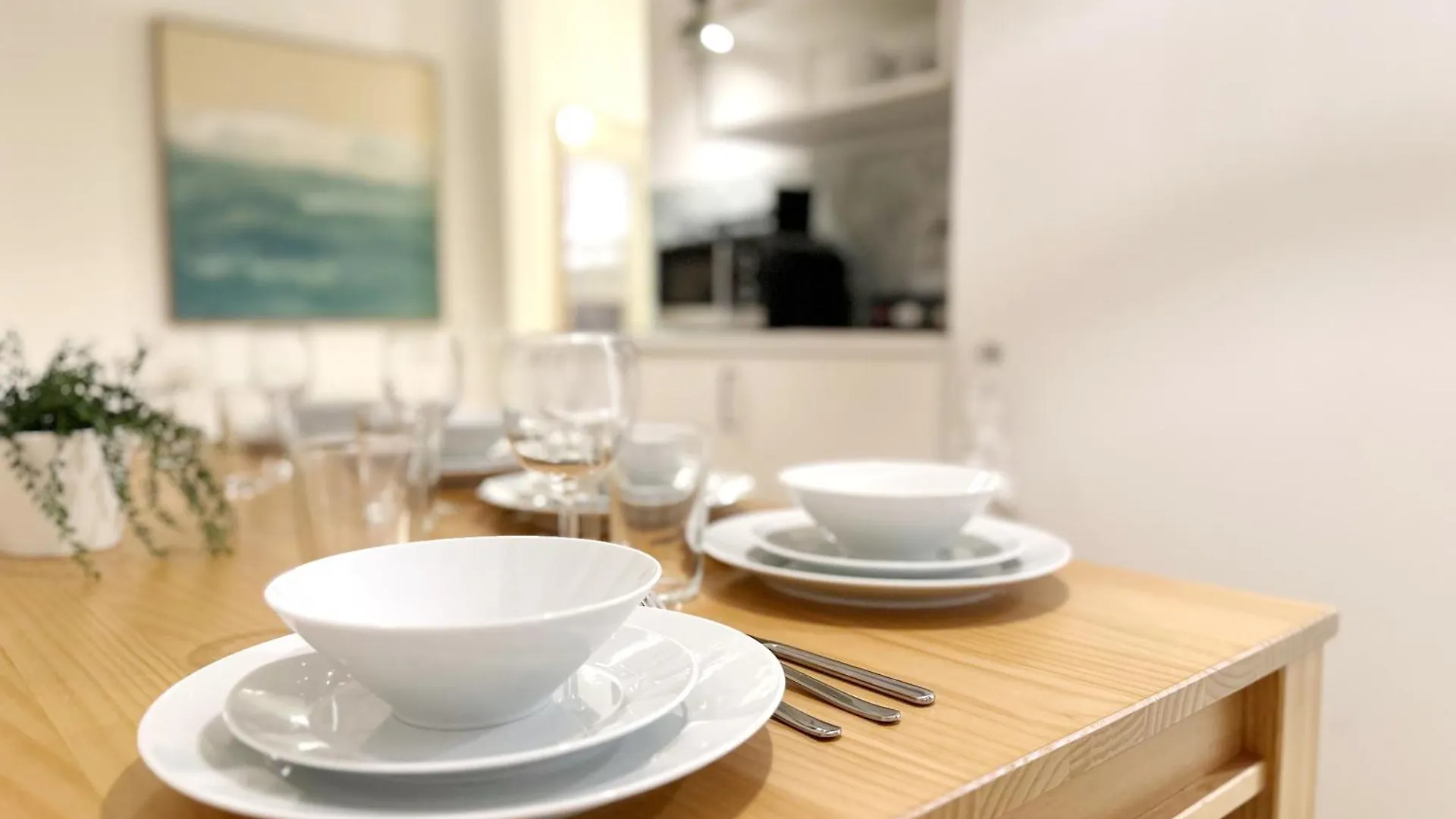 Gemuetliches 2 Zimmer Ambient Apartment Mit Queensize-Bett , Etagenbett& Schlafsofa In Alsternaehe Hamburg