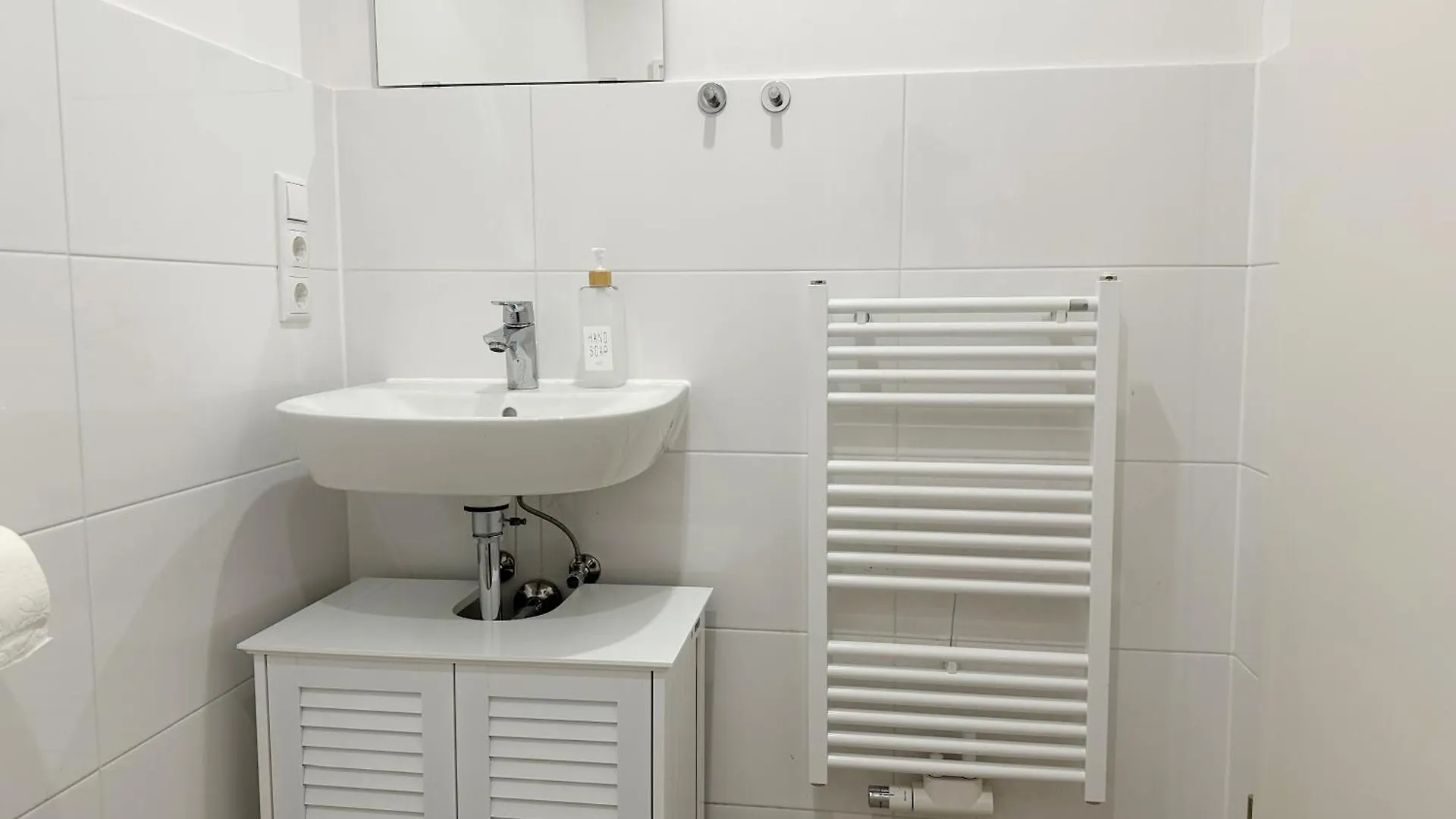 Gemuetliches 2 Zimmer Ambient Apartment Mit Queensize-Bett , Etagenbett& Schlafsofa In Alsternaehe Hamburg