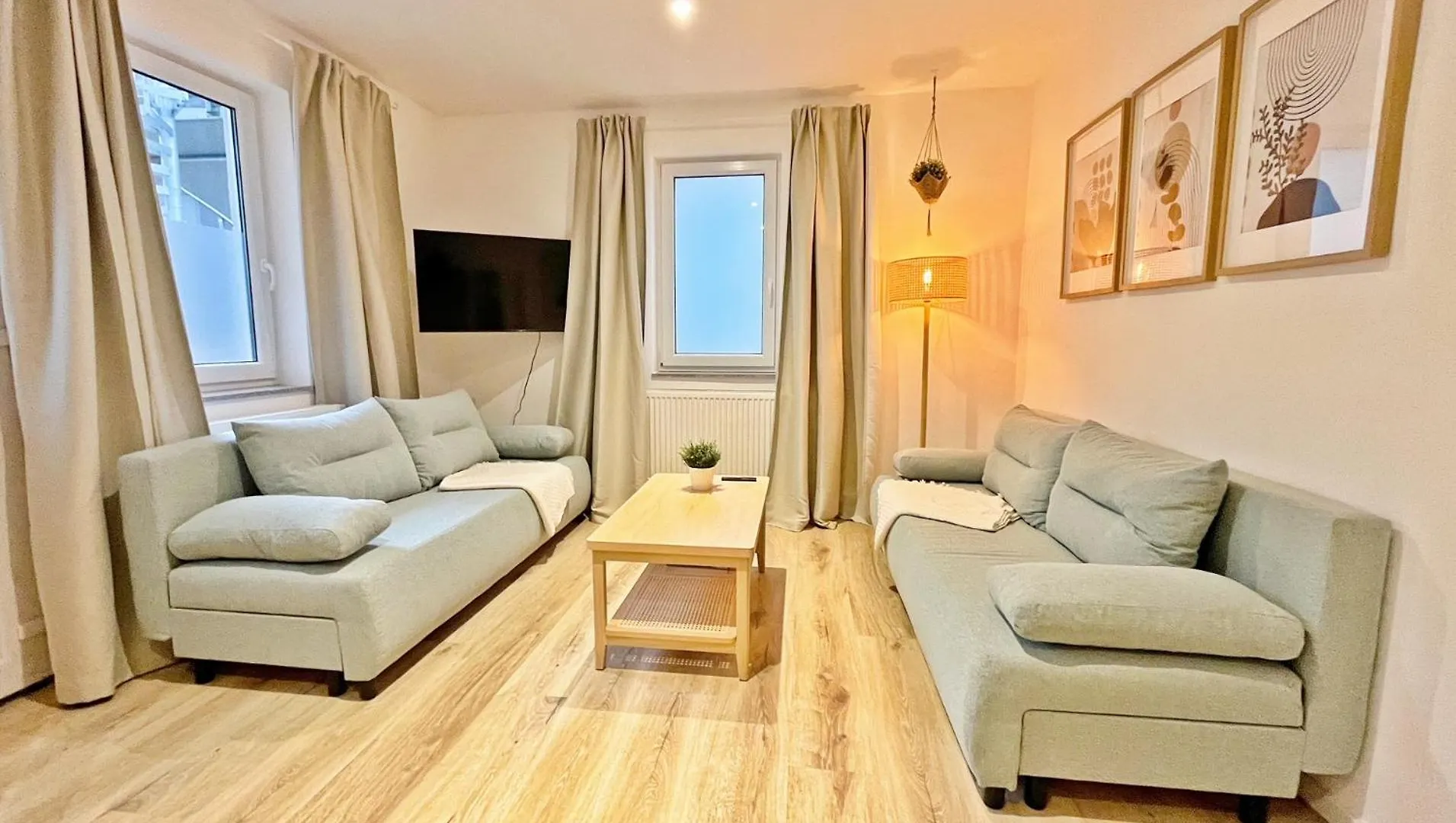 Gemuetliches 2 Zimmer Ambient Apartment Mit Queensize-Bett , Etagenbett& Schlafsofa In Alsternaehe Hamburg