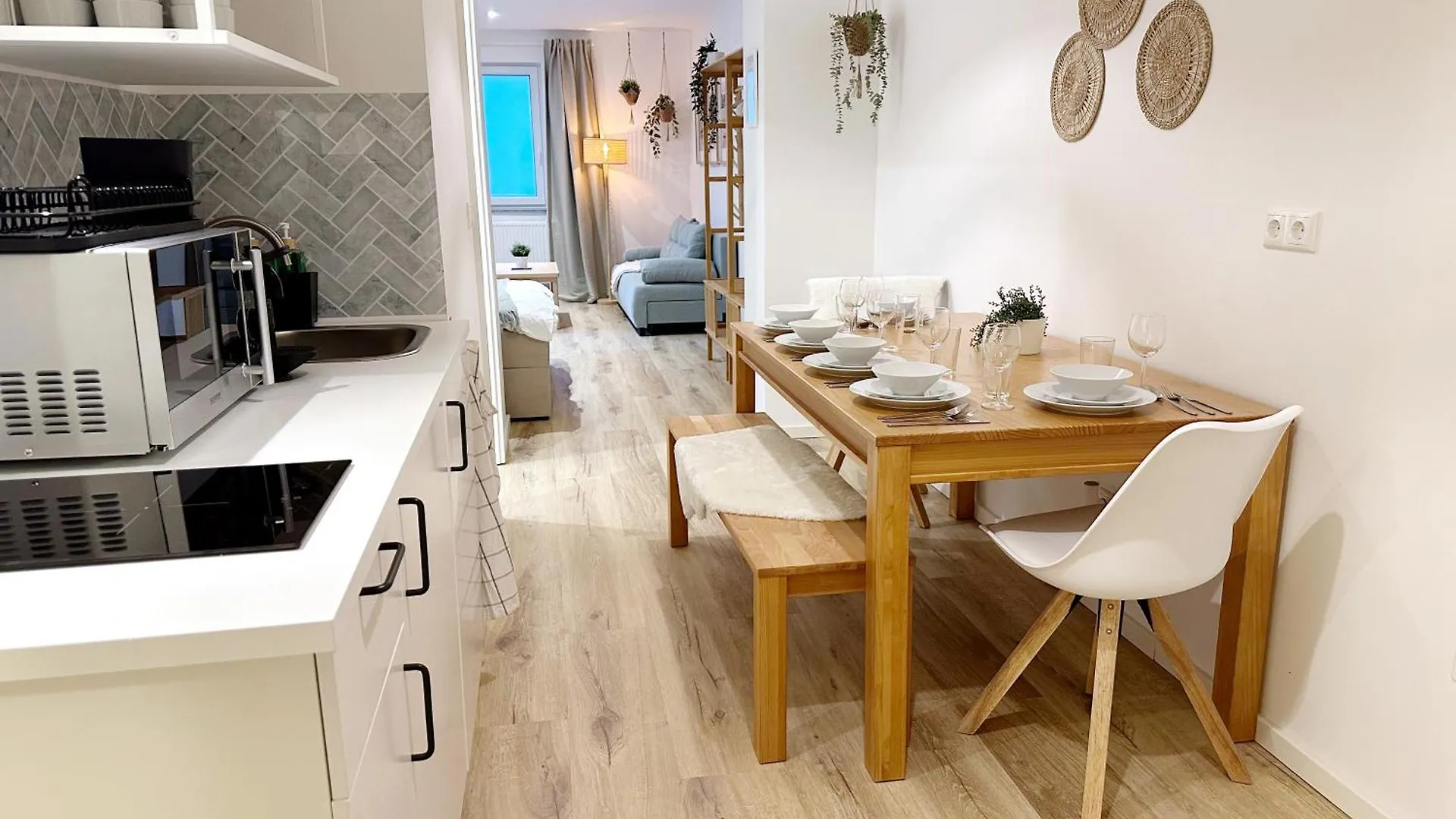 Gemuetliches 2 Zimmer Ambient Apartment Mit Queensize-Bett , Etagenbett& Schlafsofa In Alsternaehe Hamburg Germany